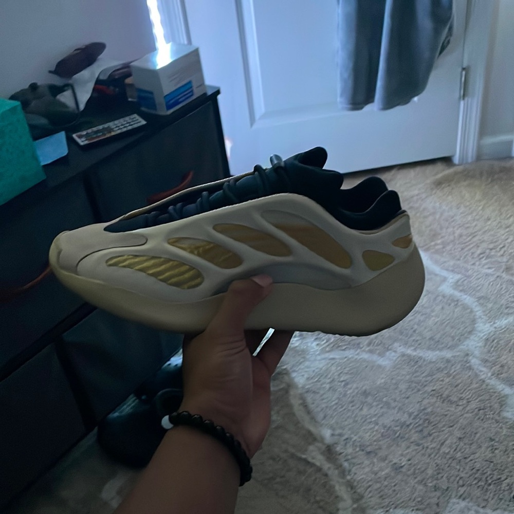 Yeezy 700